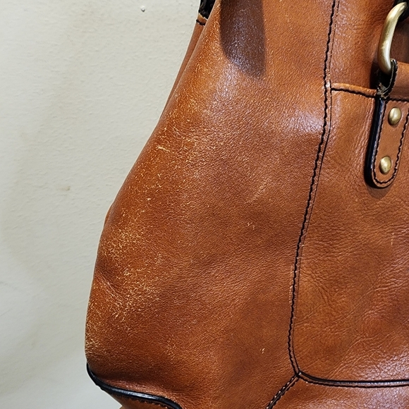 Etienne Aigner Camel Brown Leather Showlder bag - Picture 11 of 16